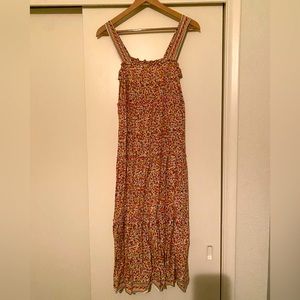 Floral tiered flowy midi dress